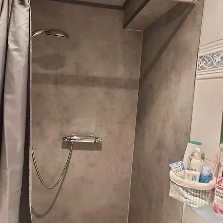 아파트 A Mon Chal *