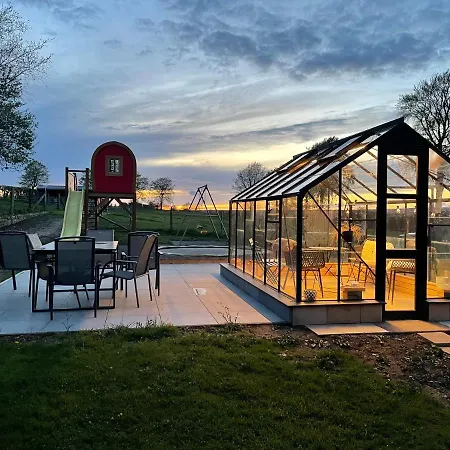 아파트 A Mon Chal *